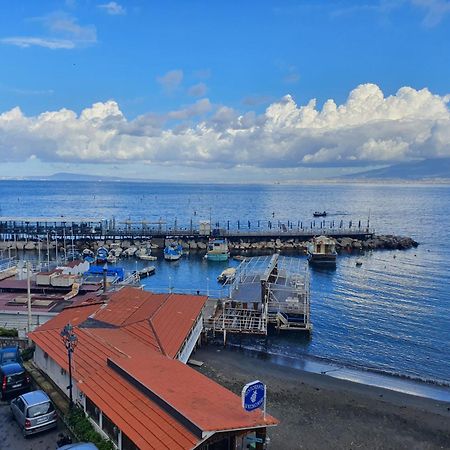 Il Borgo Antico Sorrento Sea View Apartment Exterior foto