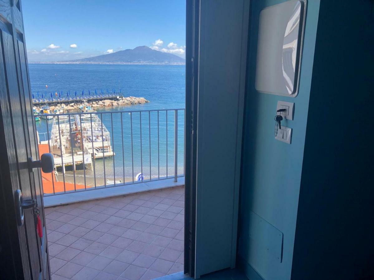Il Borgo Antico Sorrento Sea View Apartment Exterior foto