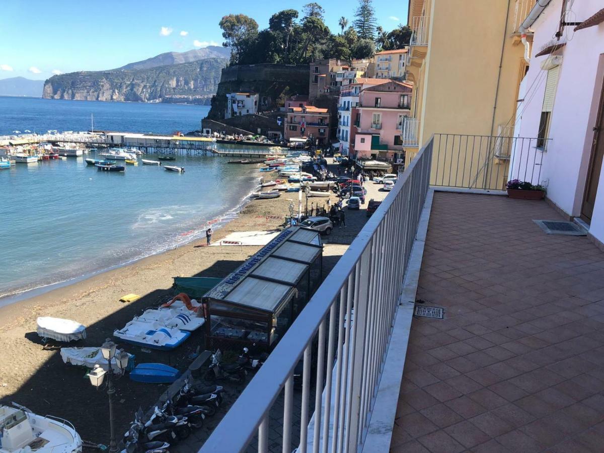 Il Borgo Antico Sorrento Sea View Apartment Exterior foto