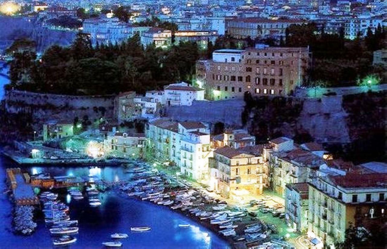Il Borgo Antico Sorrento Sea View Apartment Exterior foto