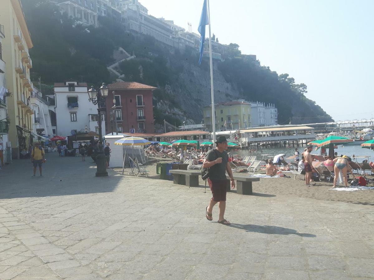 Il Borgo Antico Sorrento Sea View Apartment Cameră foto